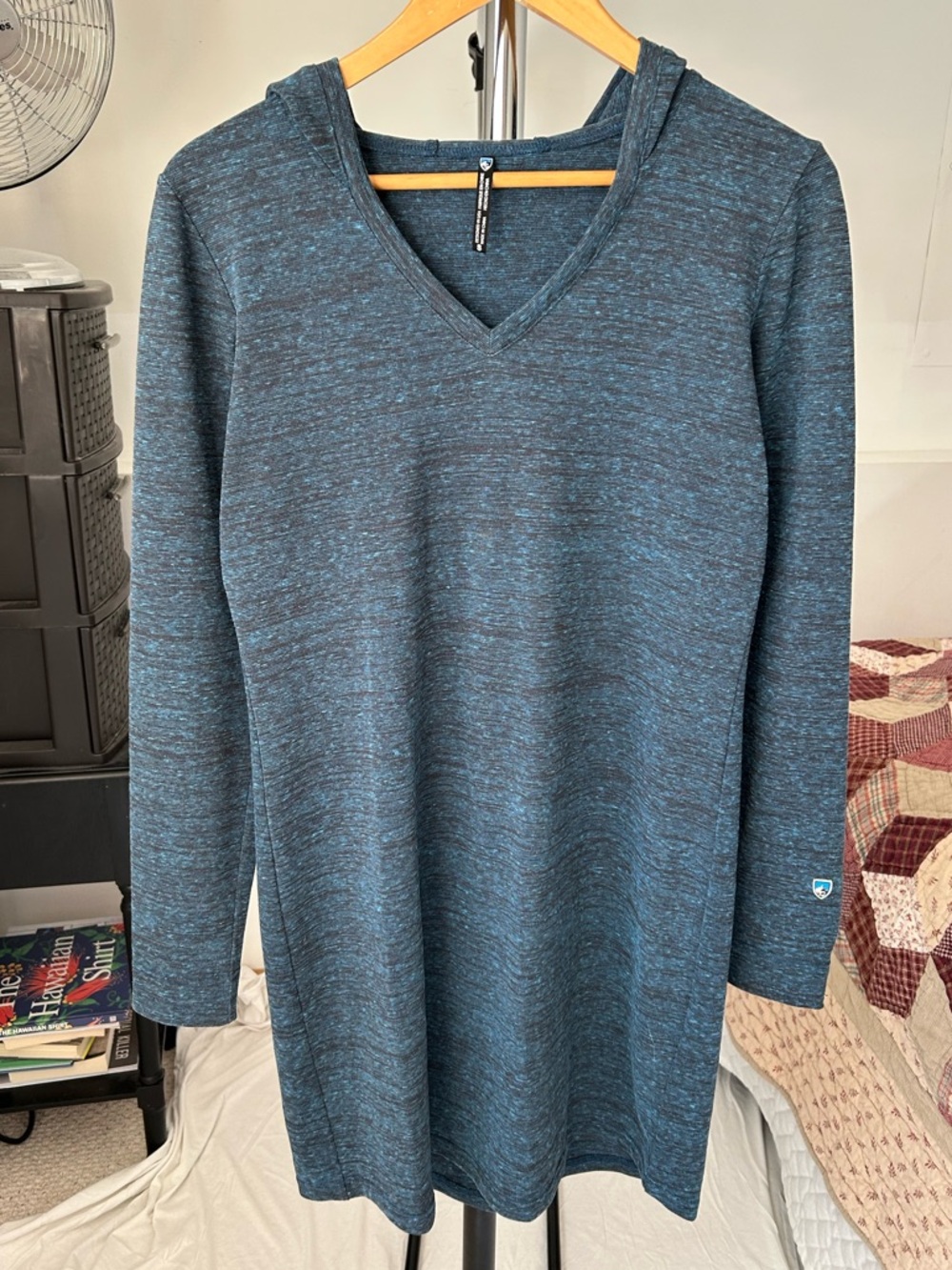 Kuhl Knit Sweater Dress Long Sleeve Hood V-Neck